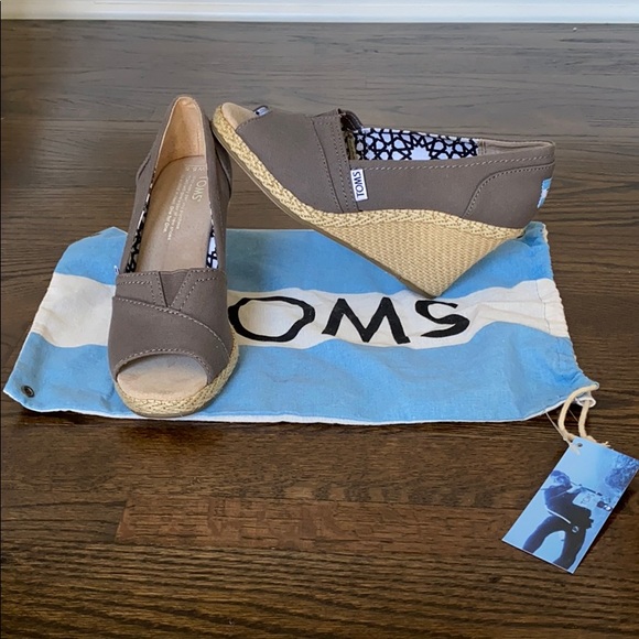 TOMS Espadrille Wedge Sandal - Picture 2 of 6